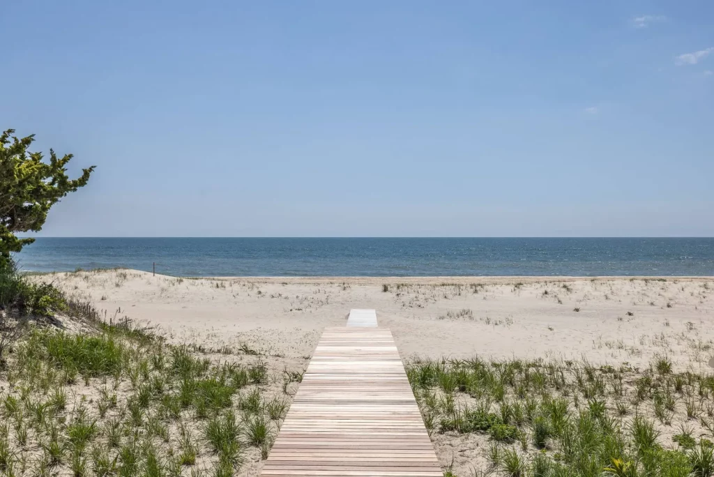 Oceanfront Luxury Home in Water Mill