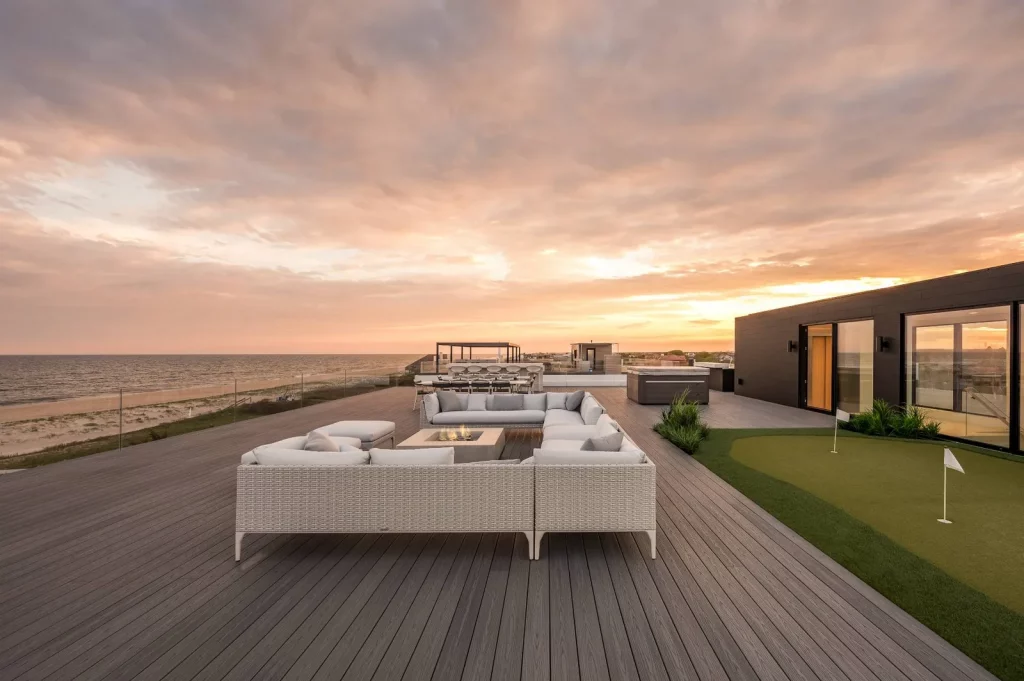 Oceanfront Luxury Home in Water Mill